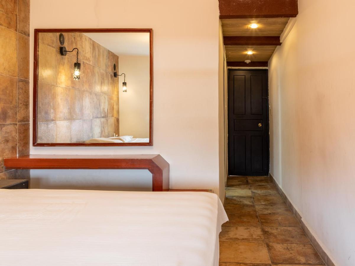 Hotel Florida Mexico By Eksteriør billede